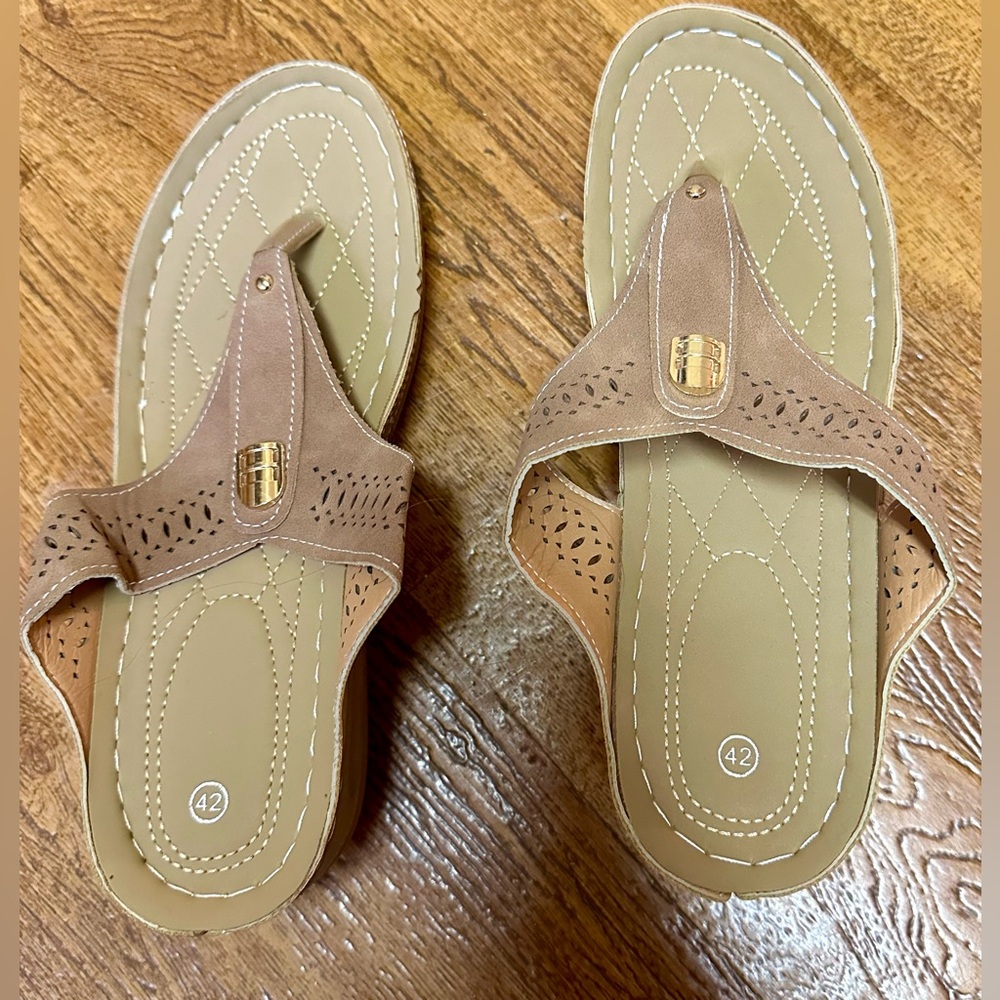 Brand New Women’s Sandals